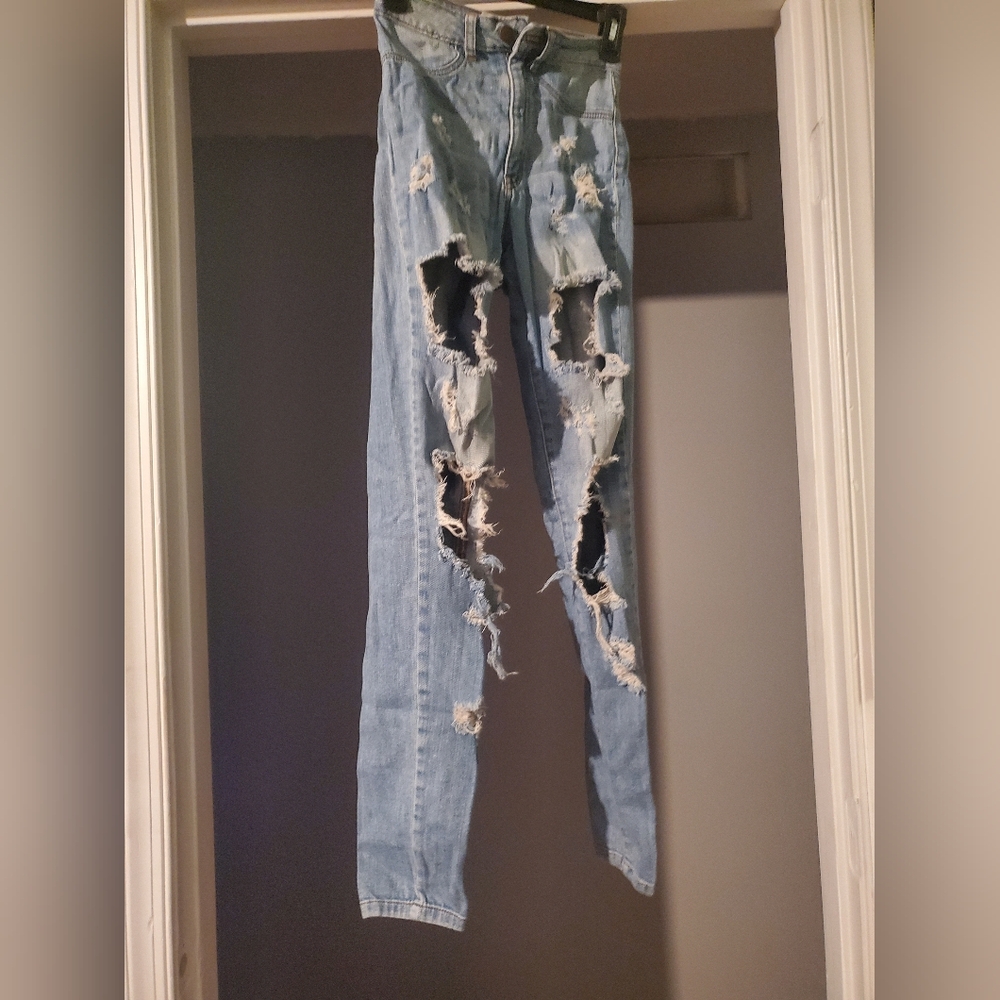 Distressed Light Blue Jeans